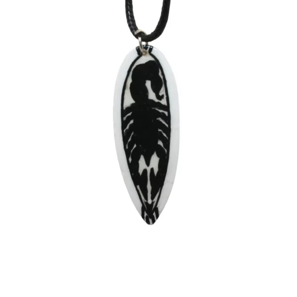 Pendentif scorpion 2